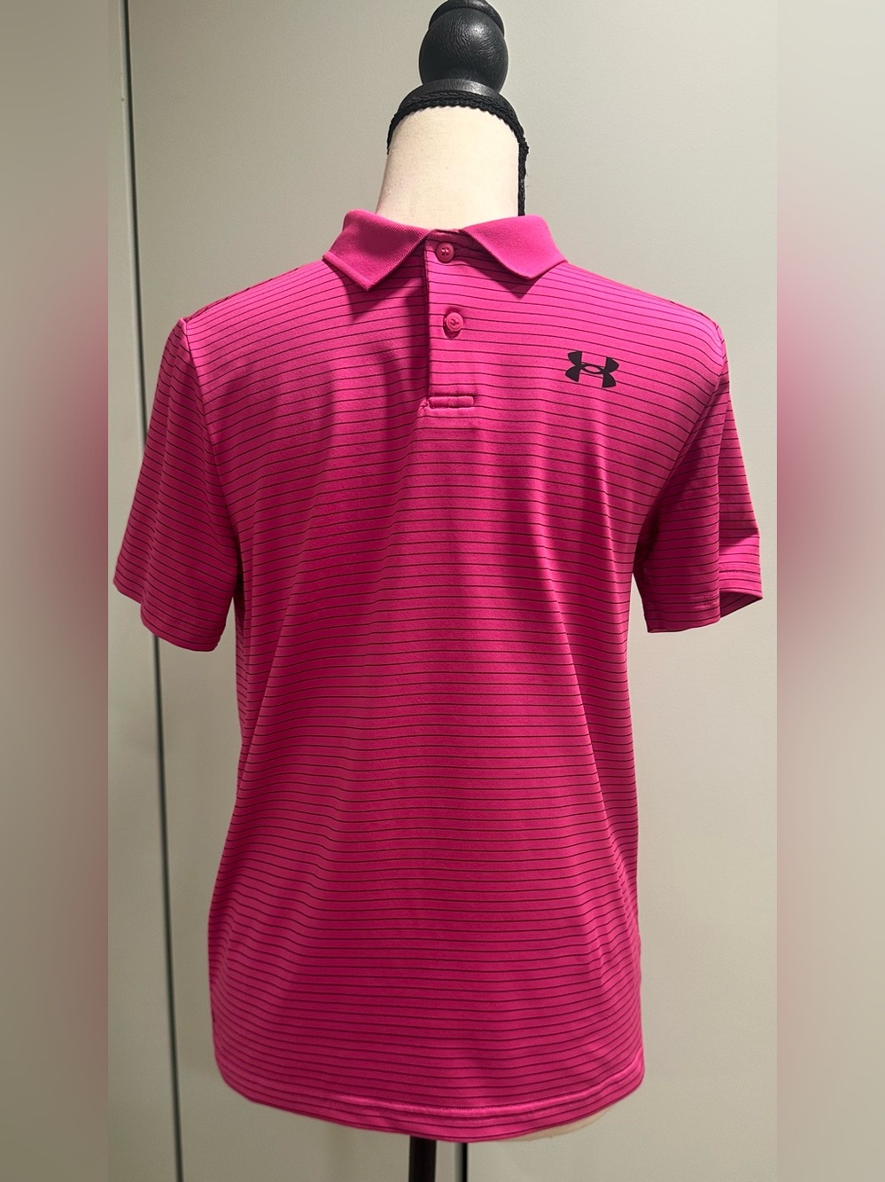 UNDER ARMOUR Size L Boys Hot Pink and Black Striped Quarter-Button Golf Polo